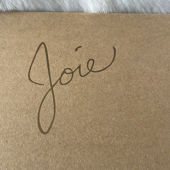 Style - Picture 4 of 6